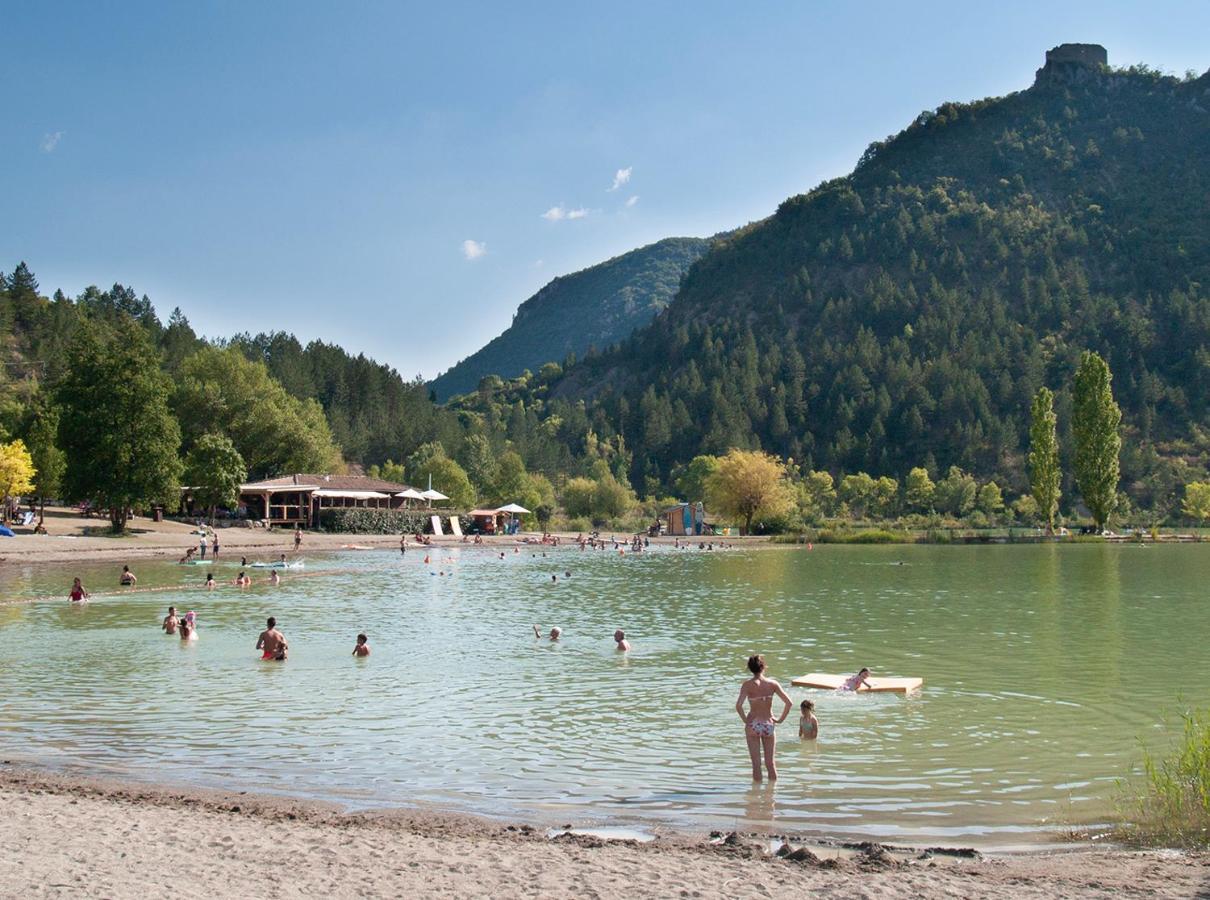 Camping L'Ondine De Provence La Motte-Chalancon Extérieur photo