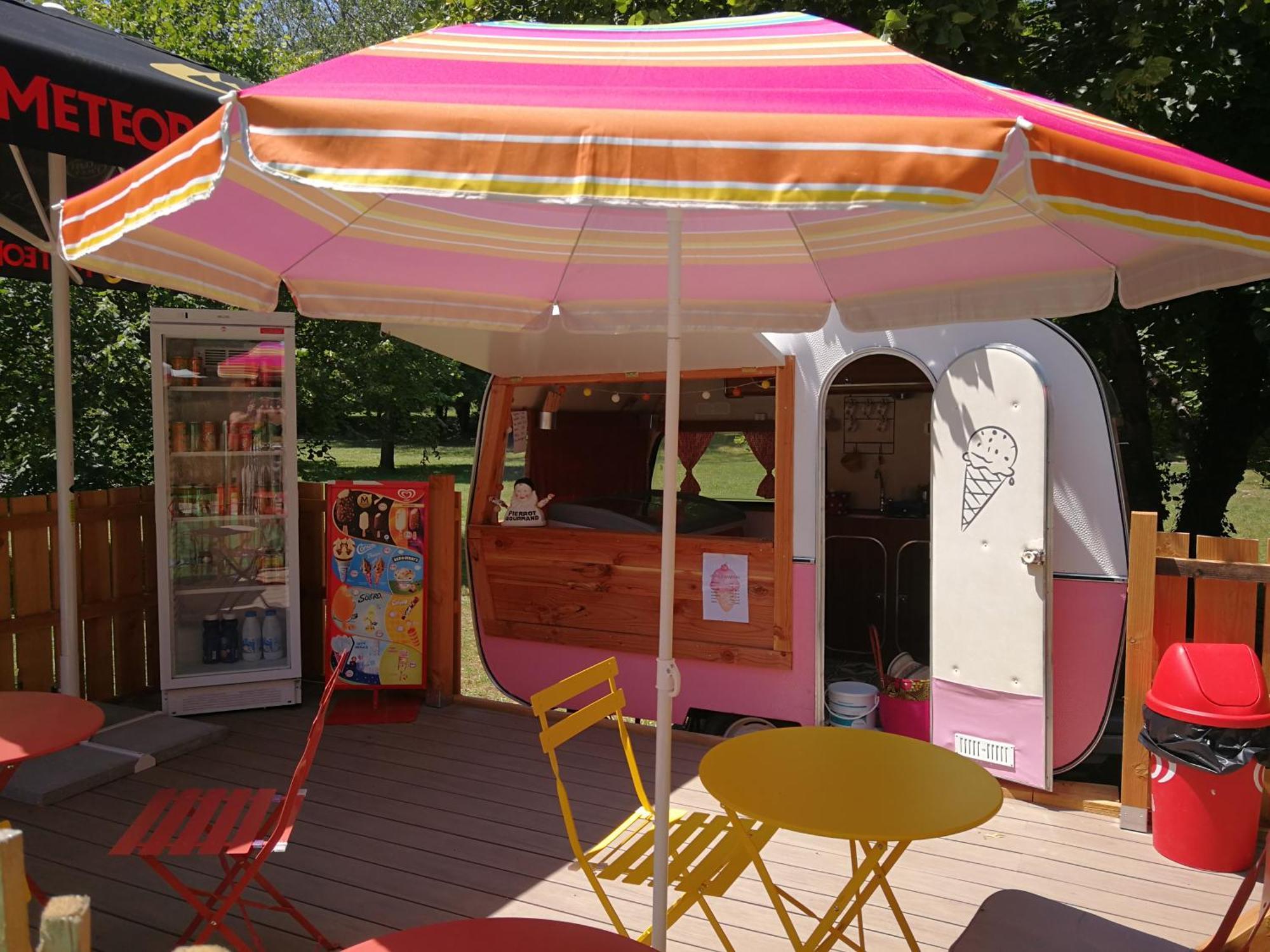 Camping L'Ondine De Provence La Motte-Chalancon Extérieur photo